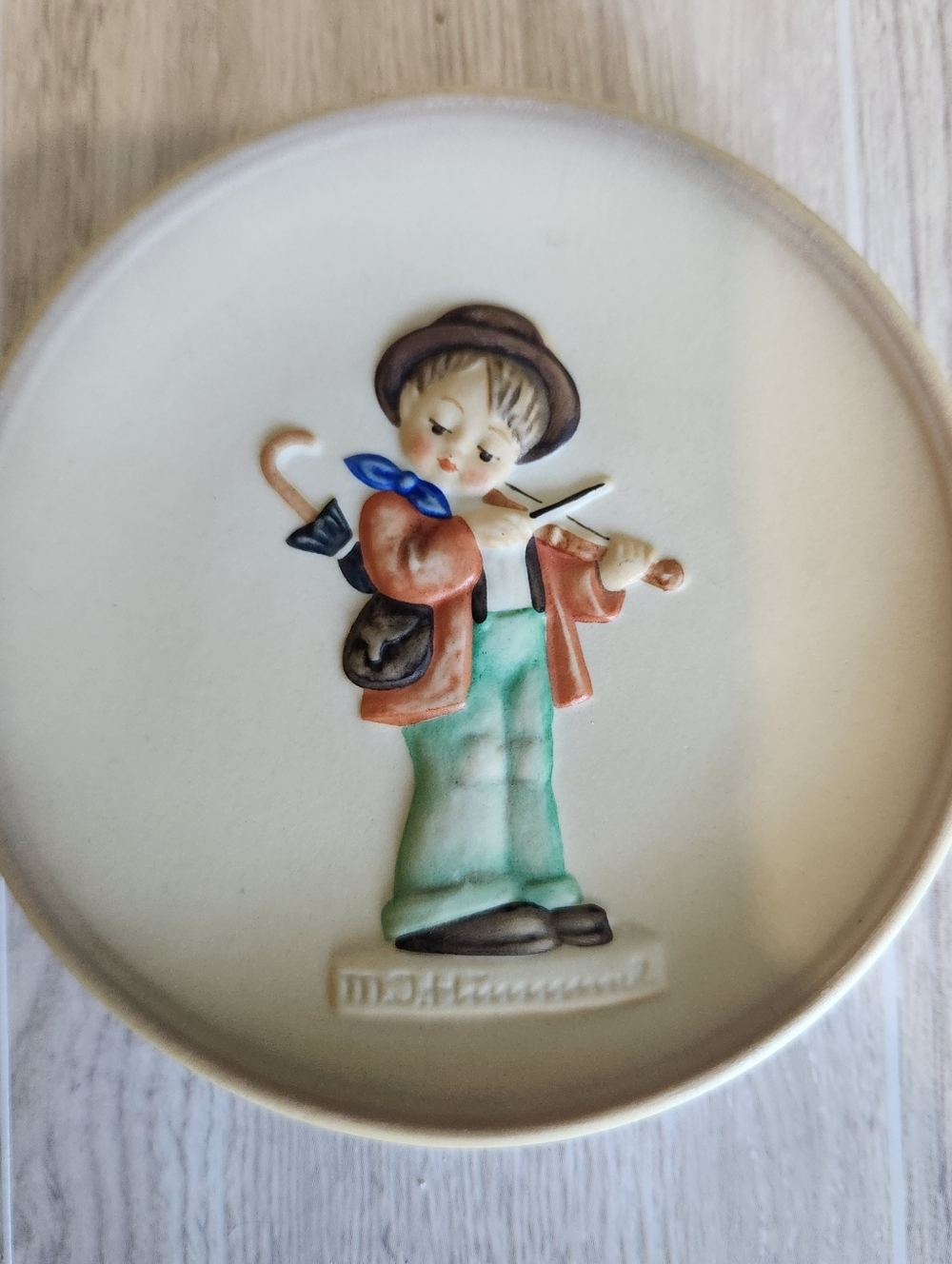 Goebel Hummel Little Music Makers Plate Hum 744 First Edition 1984-1987 4"